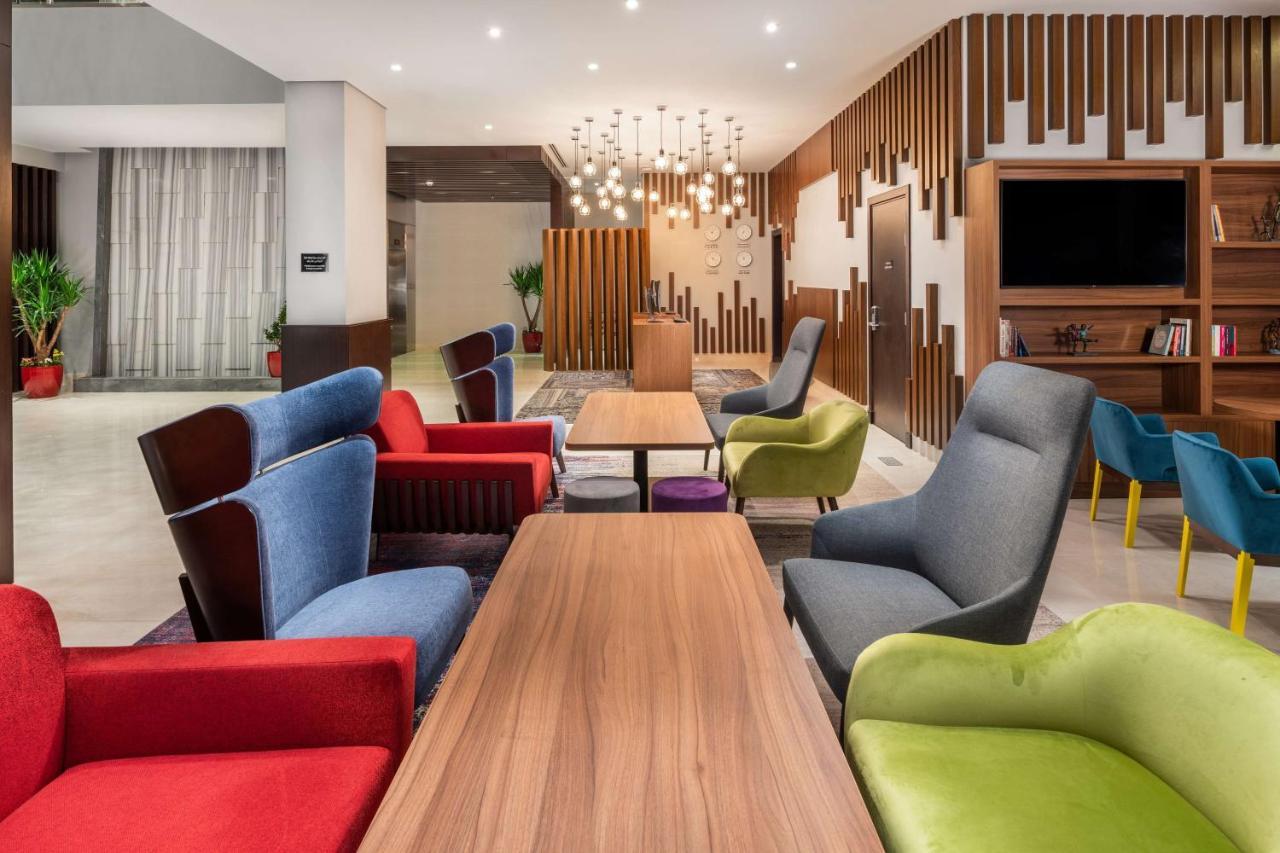 Park Inn By Radisson Jeddah Madinah Road Экстерьер фото
