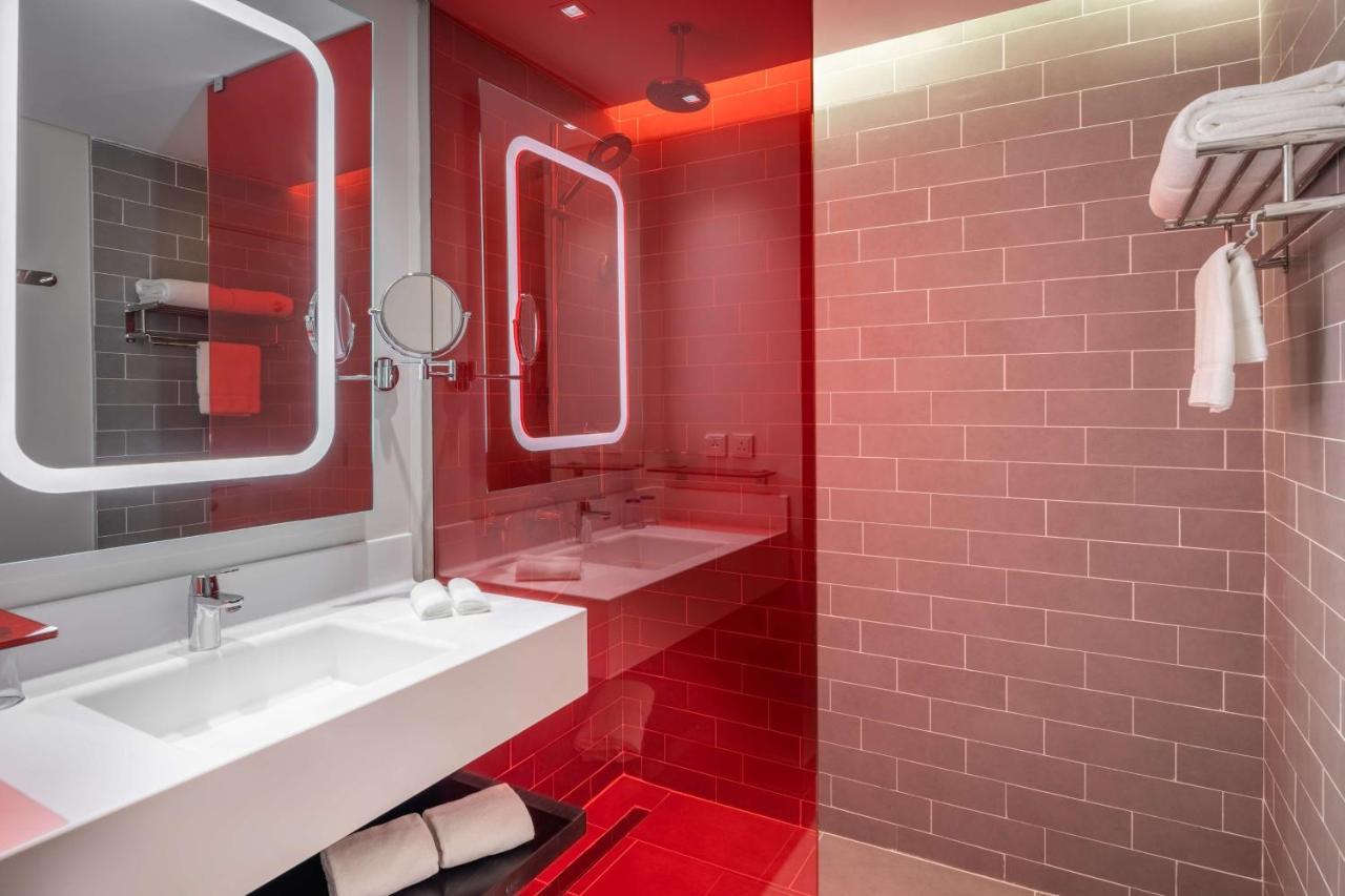 Park Inn By Radisson Jeddah Madinah Road Экстерьер фото