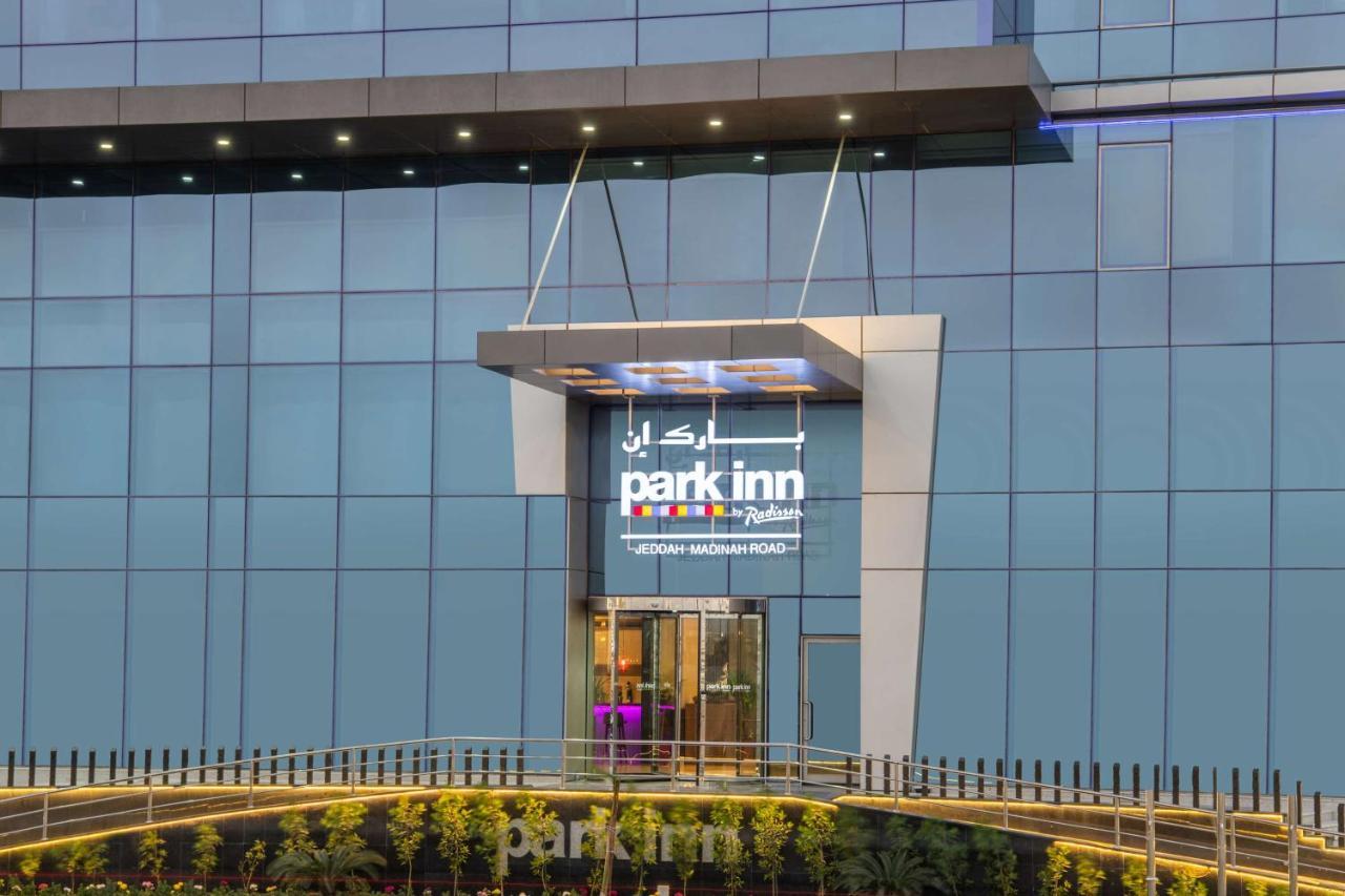 Park Inn By Radisson Jeddah Madinah Road Экстерьер фото