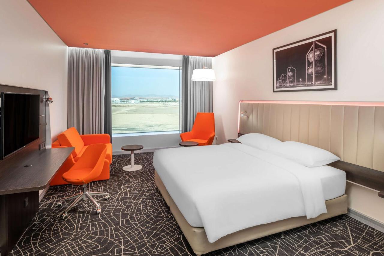 Park Inn By Radisson Jeddah Madinah Road Экстерьер фото