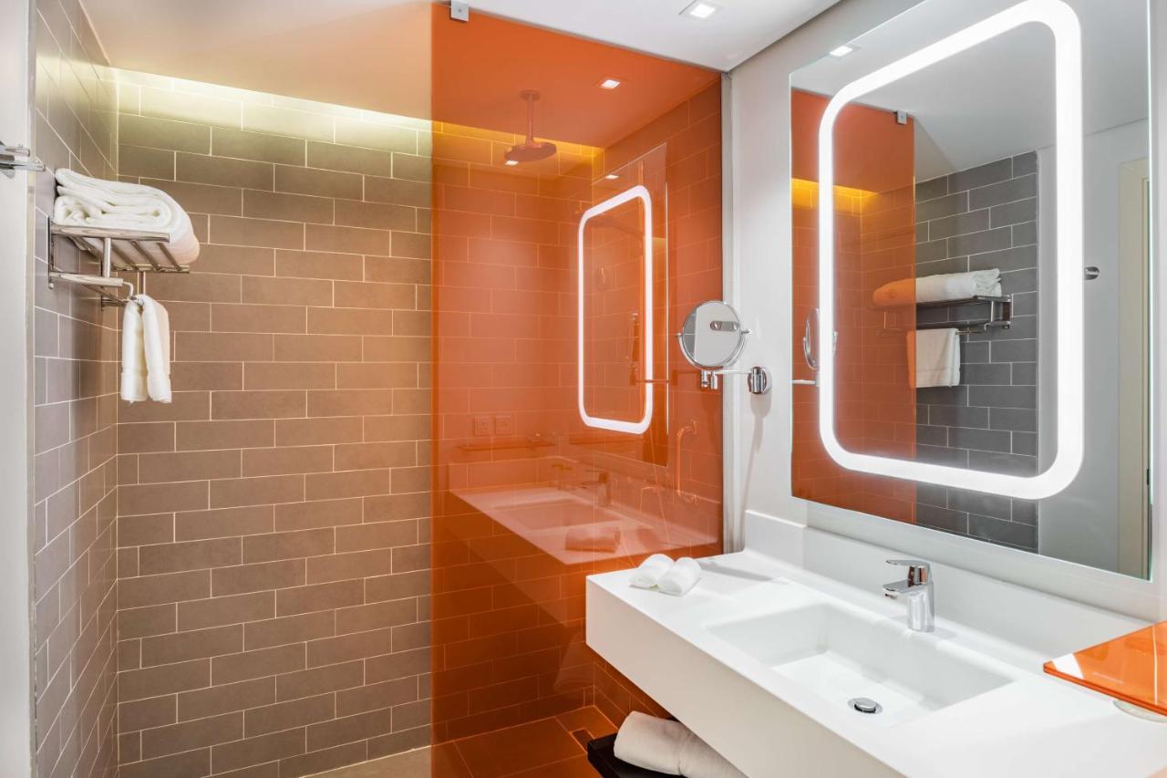 Park Inn By Radisson Jeddah Madinah Road Экстерьер фото